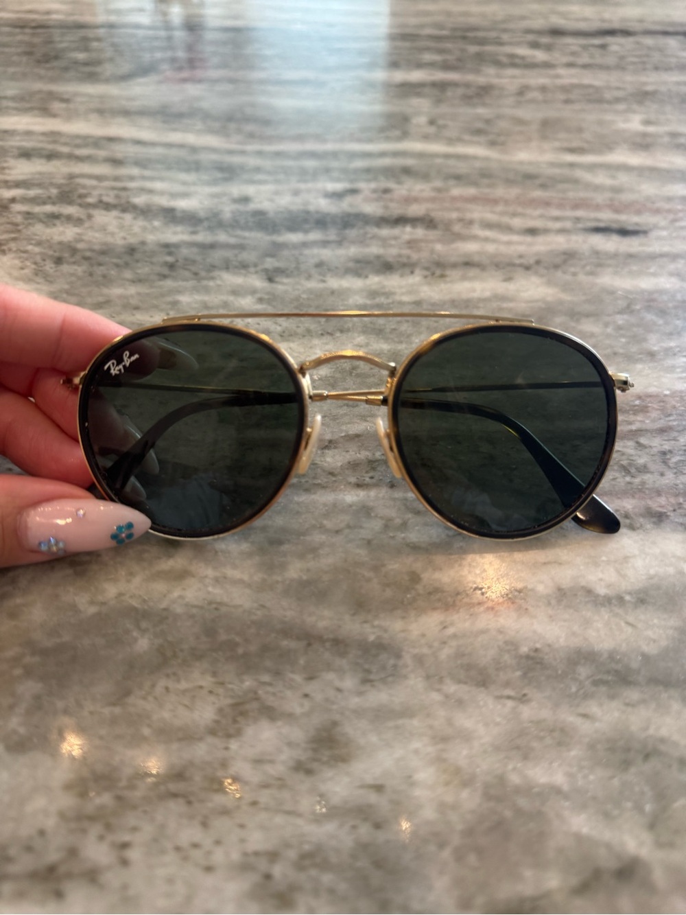 Ray-Ban Gold Frame Sunglasses with Dark Green Lenses